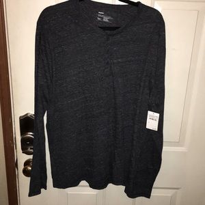 Public Opinion Men’s Grey Henley. Size XL
